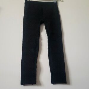 Fleece-Lined Patterned Black Leggings